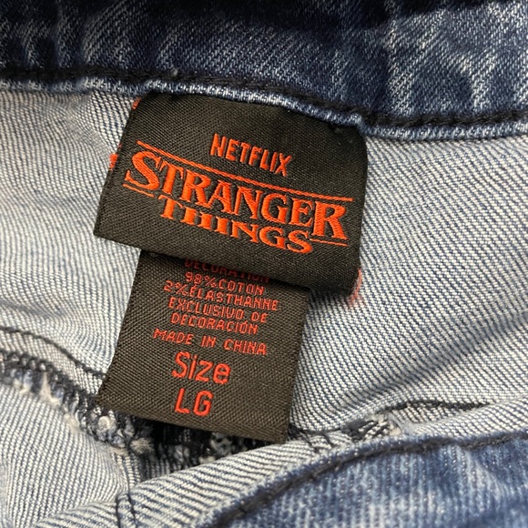 Stranger Things Patches Women's Denim Overalls Baggy - BoxLunch Exclusive - Picture 4 of 9